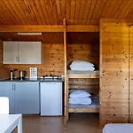 Vikaer & Camping 3*