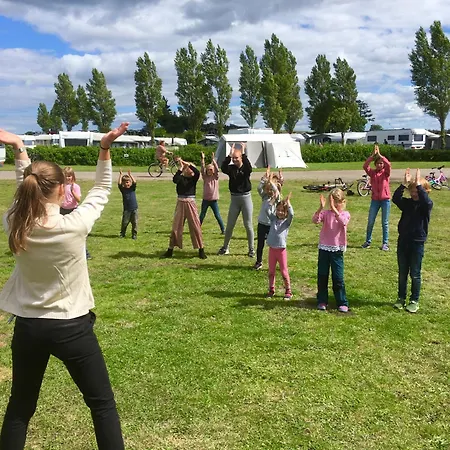 Vikaer & 3* Diernæs
