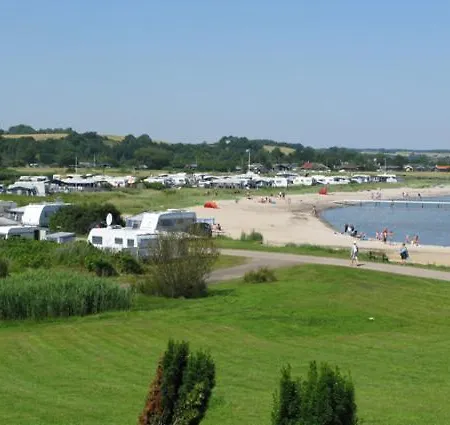 Vikær Camping&cottages 3* Diernæs